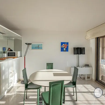 Appartement T2 Face Plage Avec Garage Aux Sables-D'Olonne - Fr-1-197-213 Les Sables-d'Olonne Exterior photo
